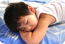 子供が寝心地をよく感じる寝具の選び方！子どもの布団・敷布団も品質が大事